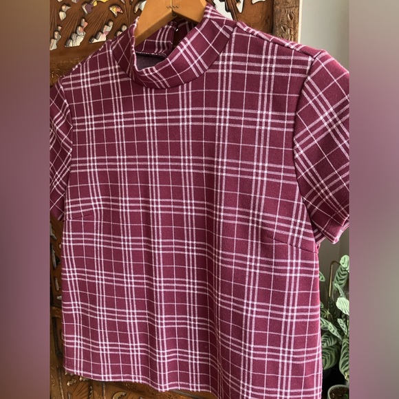 Modcloth plaid short sleeve top - Picture 2 of 7